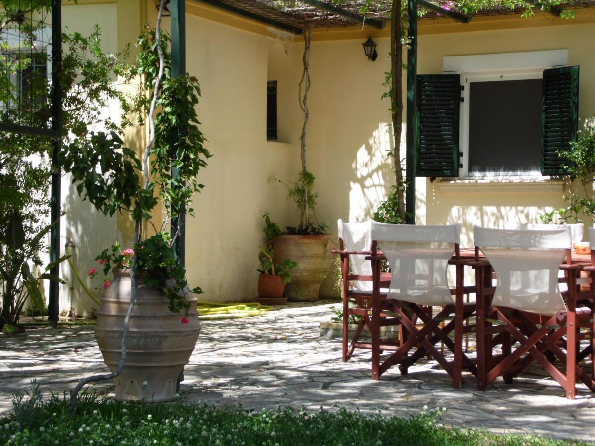 Theni Olive Grove Villa Kato Yerakarion Buitenkant foto