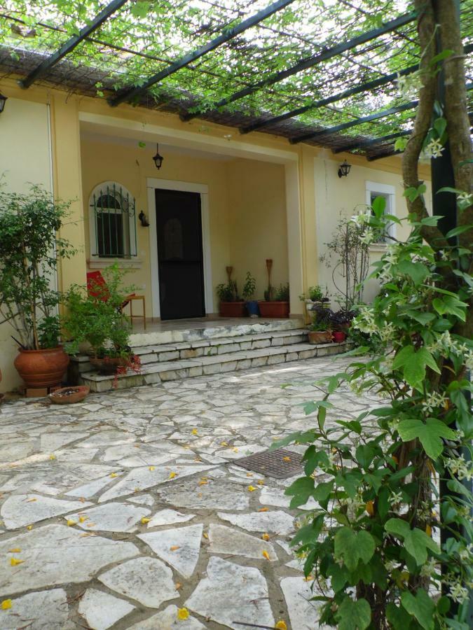 Theni Olive Grove Villa Kato Yerakarion Buitenkant foto
