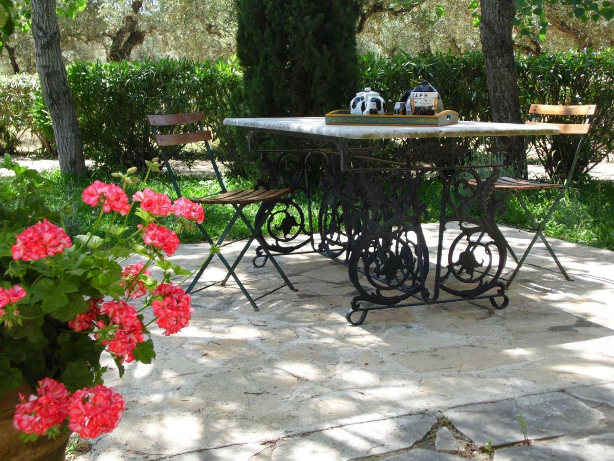Theni Olive Grove Villa Kato Yerakarion Buitenkant foto